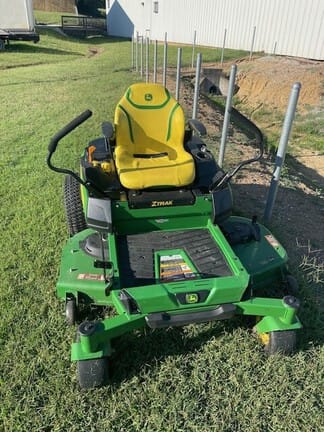 Main image John Deere Z330R