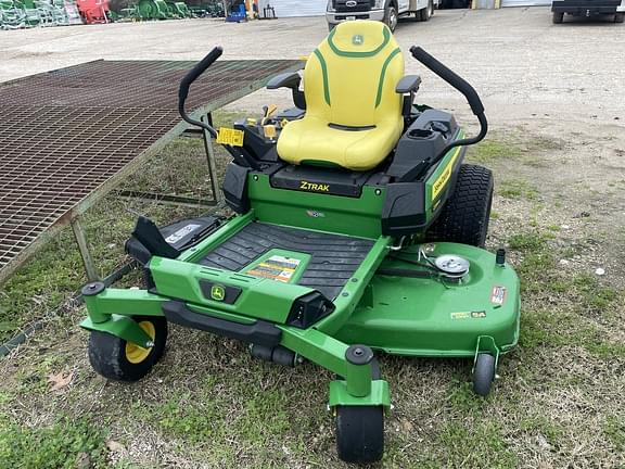 Image of John Deere Z330R equipment image 2