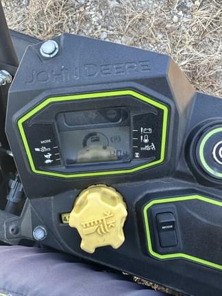 Image of John Deere Z370R equipment image 2