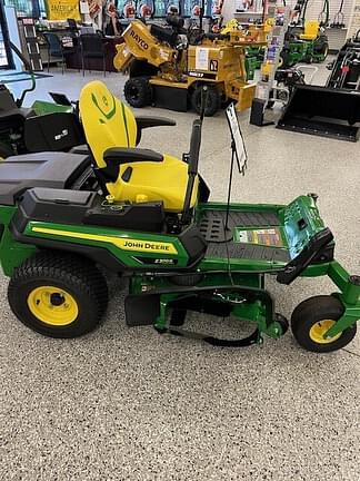 Image of John Deere Z370R equipment image 1