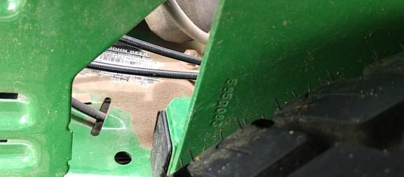 Image of John Deere Z515E equipment image 4