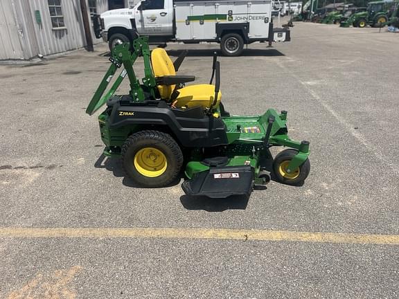Image of John Deere Z515E equipment image 2