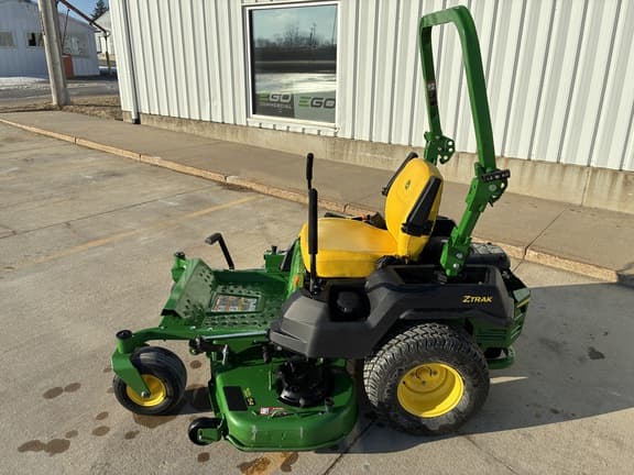Image of John Deere Z515E equipment image 1