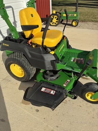 Image of John Deere Z515E equipment image 2