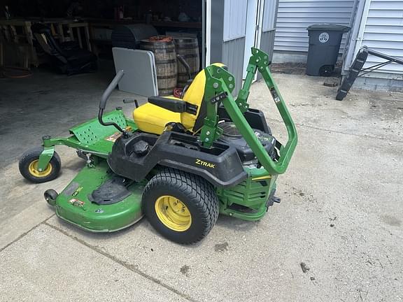 Image of John Deere Z515E equipment image 1