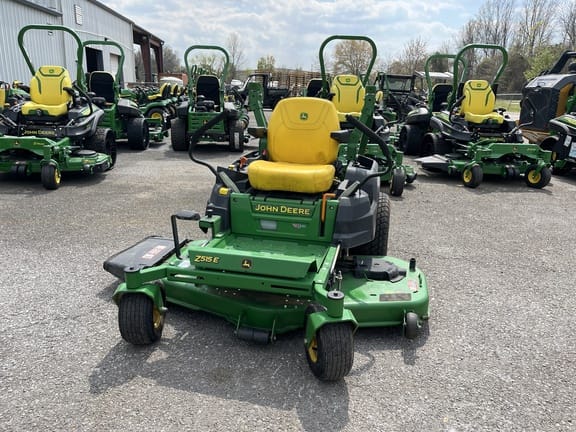 2023 John Deere Z515E Equipment Image0