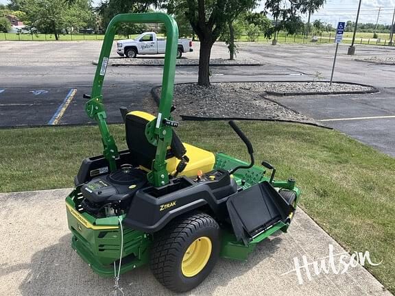 Image of John Deere Z515E equipment image 2