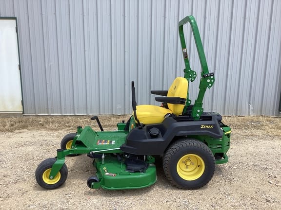 2023 John Deere Z515E Equipment Image0