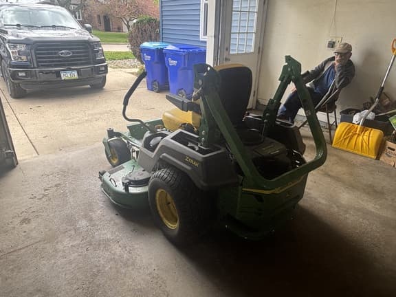 Image of John Deere Z530M equipment image 4