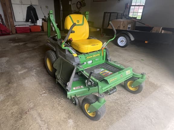 Image of John Deere Z530M equipment image 3