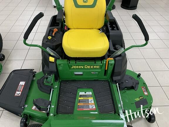 Image of John Deere Z530M equipment image 3