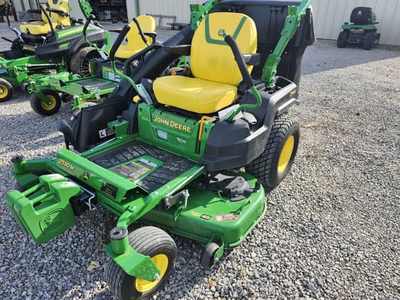 Image of John Deere Z530M equipment image 2