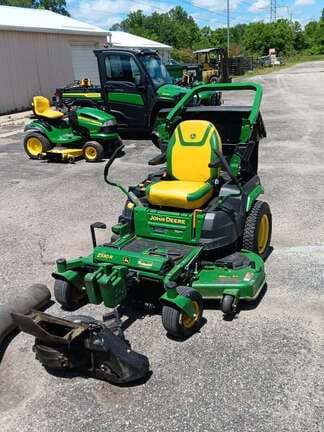 2023 John Deere Z530R Equipment Image0