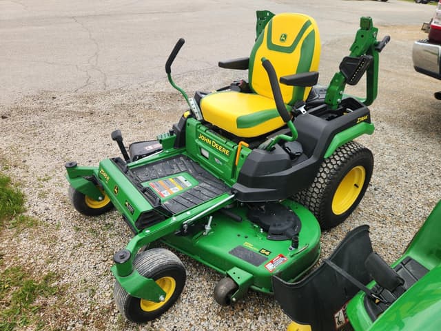 Image of John Deere Z545R equipment image 1