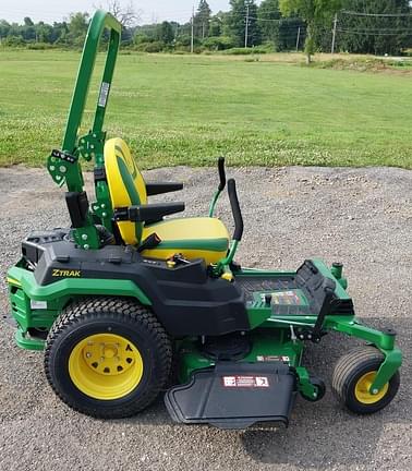 Image of John Deere Z545R equipment image 2