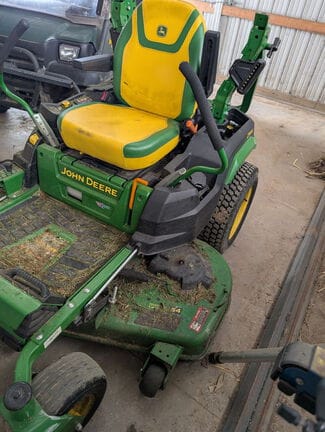 2023 John Deere Z545R Equipment Image0