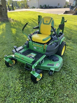 2023 John Deere Z545R Image