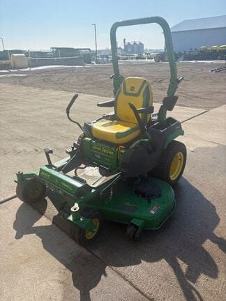 2023 John Deere Z545R Equipment Image0