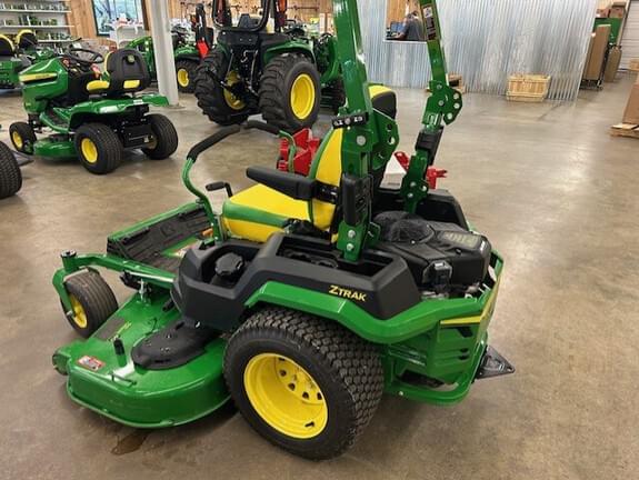 Image of John Deere Z545R equipment image 4