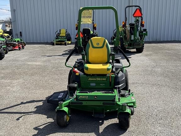 Image of John Deere Z545R equipment image 2