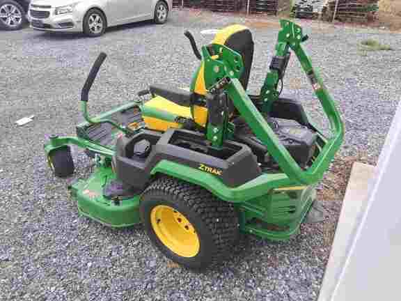 Image of John Deere Z545R equipment image 2