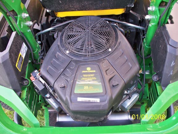 Image of John Deere Z545R equipment image 3