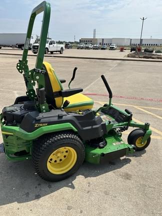 Image of John Deere Z545R equipment image 4