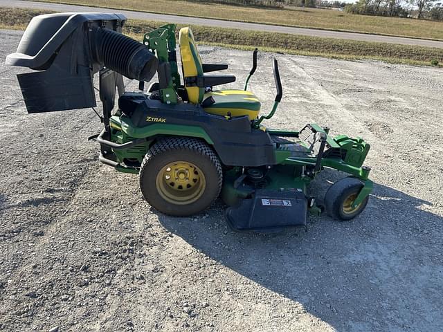 Image of John Deere Z545R equipment image 1