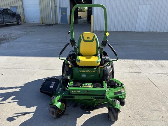 Image of John Deere Z545R equipment image 1