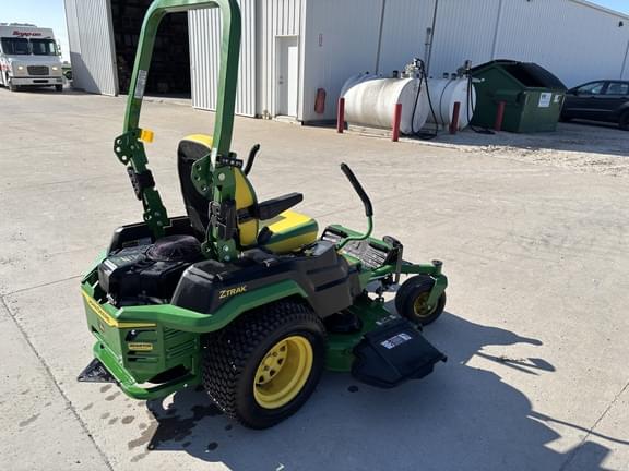 Image of John Deere Z545R equipment image 4