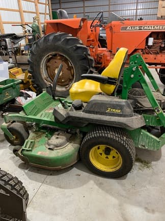 Image of John Deere Z720E equipment image 1