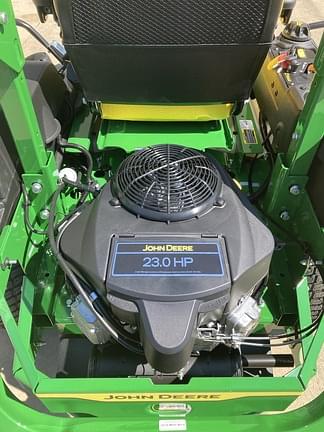 Image of John Deere Z720E equipment image 4