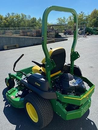 Image of John Deere Z720E equipment image 4