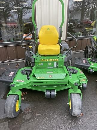 Image of John Deere Z720E equipment image 1