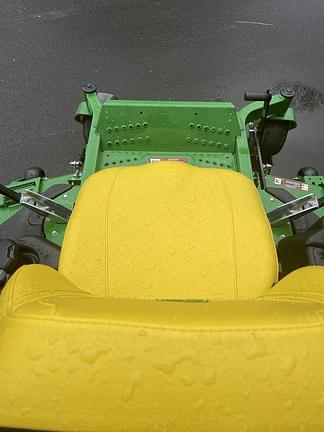 Image of John Deere Z720E equipment image 2