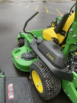 Image of John Deere Z720E equipment image 4