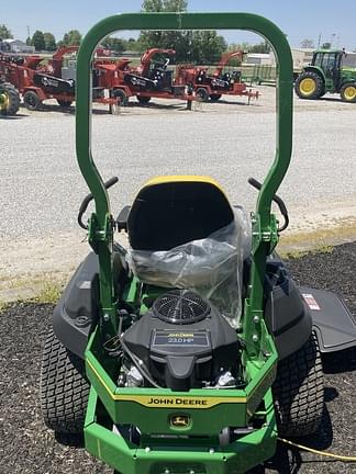 Image of John Deere Z720E equipment image 2