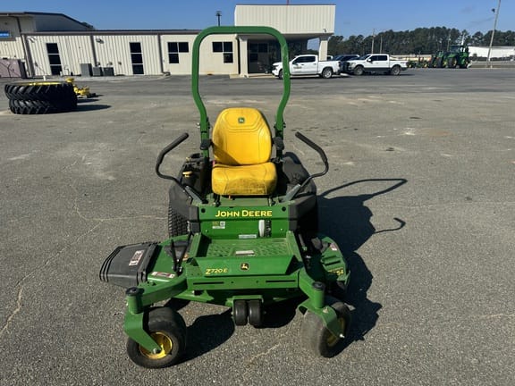 Main image John Deere Z720E