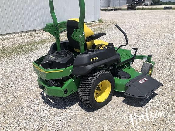 Image of John Deere Z720E equipment image 4