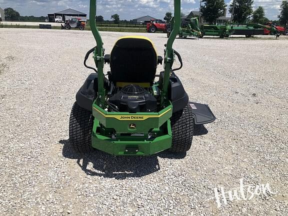 Image of John Deere Z720E equipment image 2