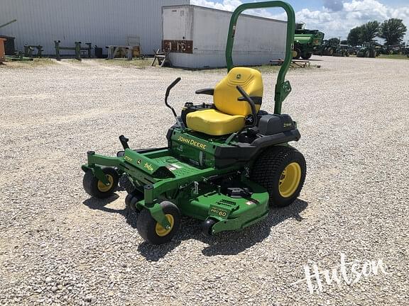 Image of John Deere Z720E Primary image