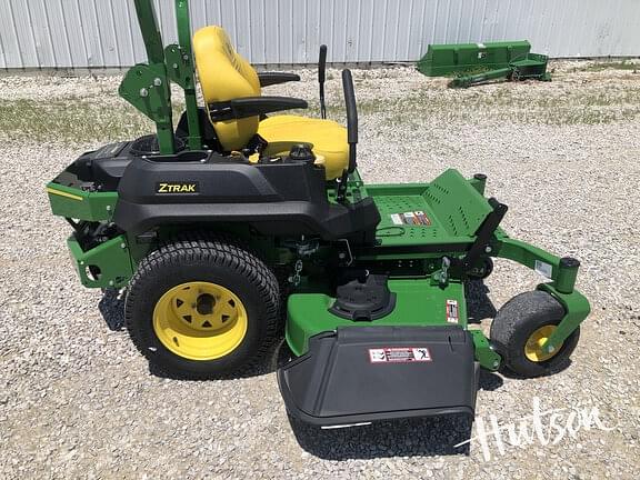 Image of John Deere Z720E equipment image 3