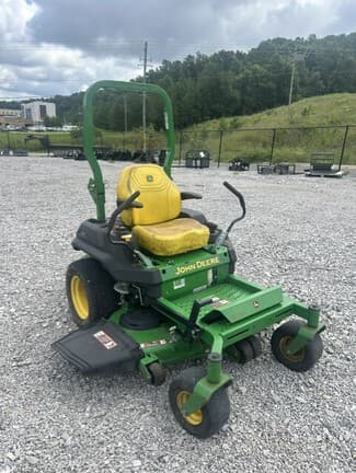 Image of John Deere Z720E equipment image 1