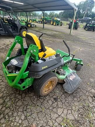 Image of John Deere Z720E equipment image 3