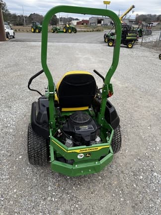 Image of John Deere Z720E equipment image 2