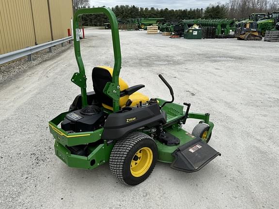 Image of John Deere Z720E equipment image 2