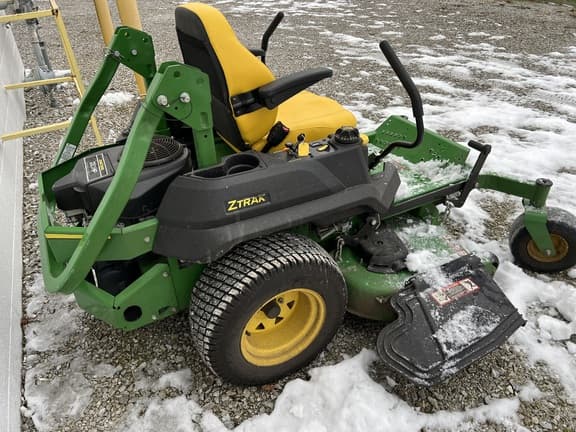 Image of John Deere Z720E equipment image 4
