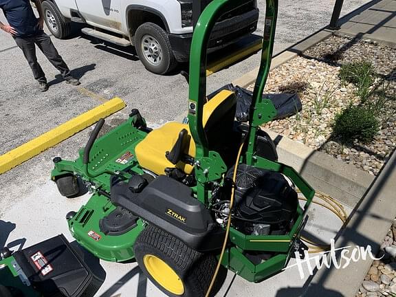 Image of John Deere Z730M equipment image 4