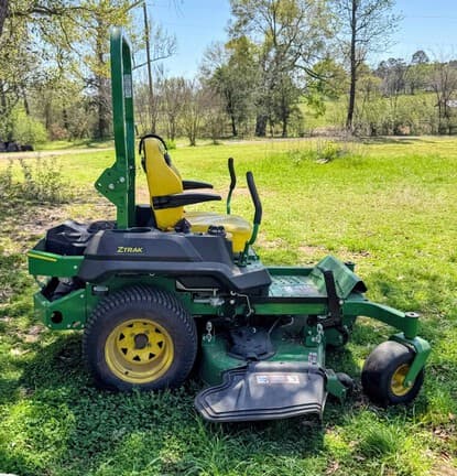 Image of John Deere Z730M equipment image 2
