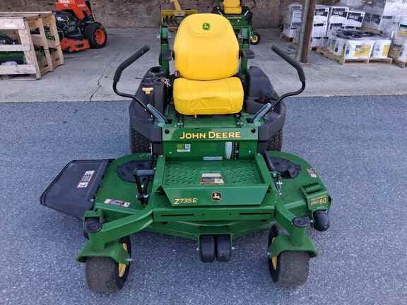 Image of John Deere Z735E equipment image 2